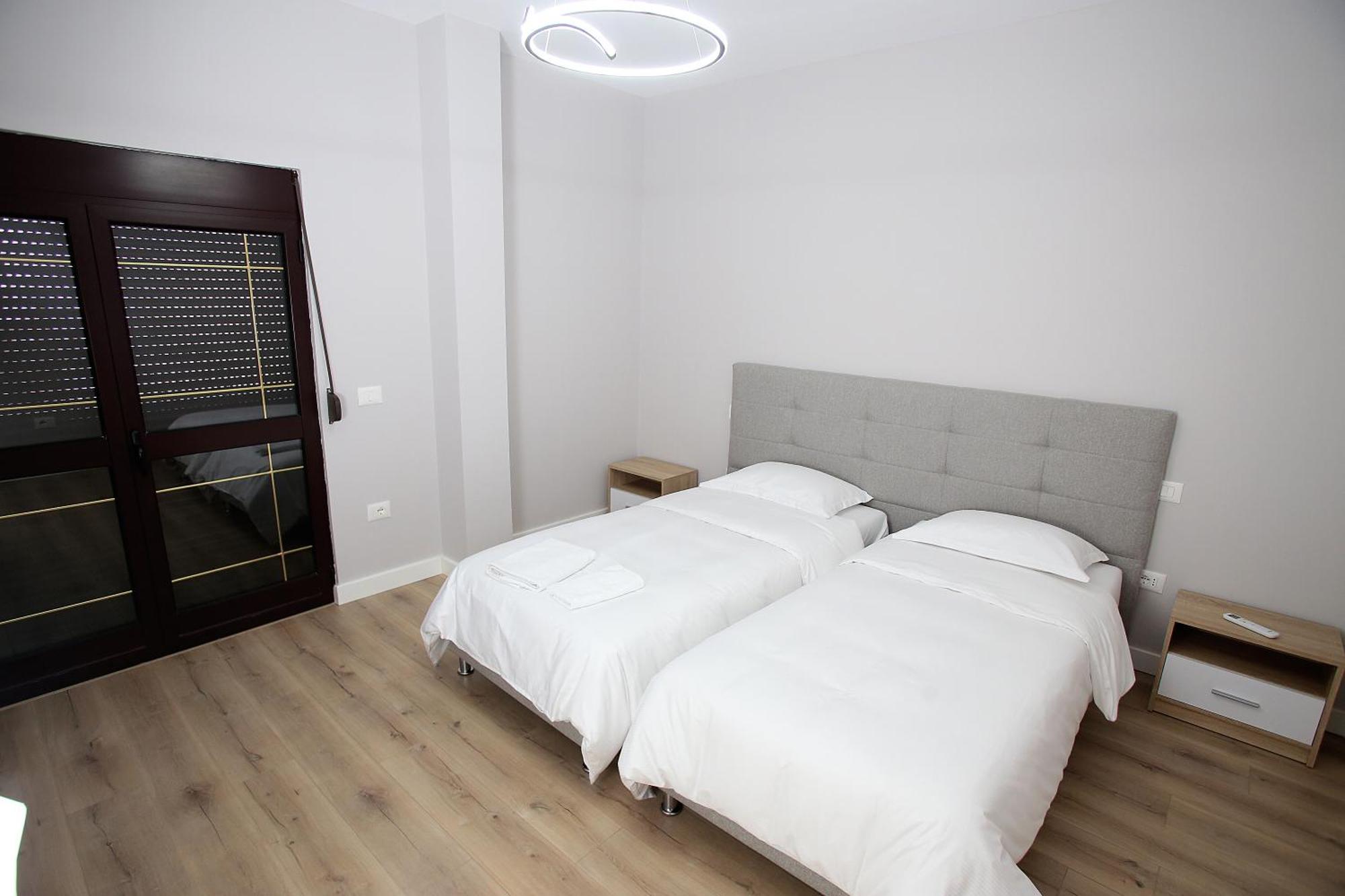 The Met Apartments Δυρράχιο Εξωτερικό φωτογραφία
