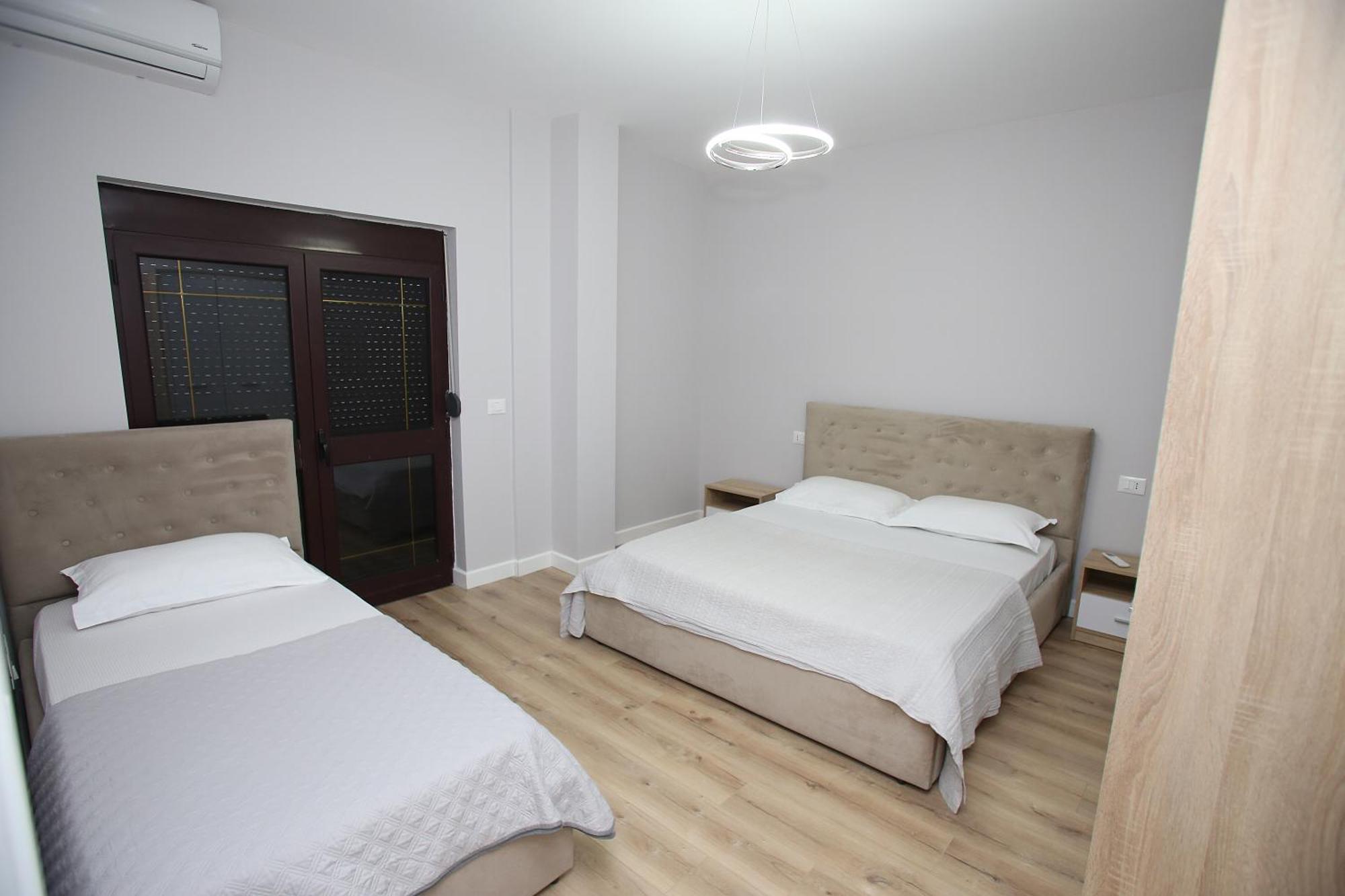 The Met Apartments Δυρράχιο Εξωτερικό φωτογραφία
